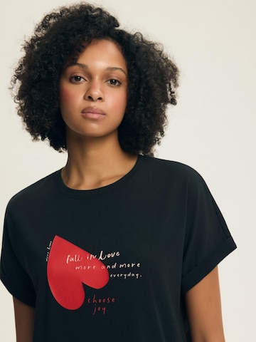 Henderson Nightgown 'Elain' in Black