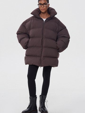 Estro Winterjacke '11221' in Braun: Vorderseite