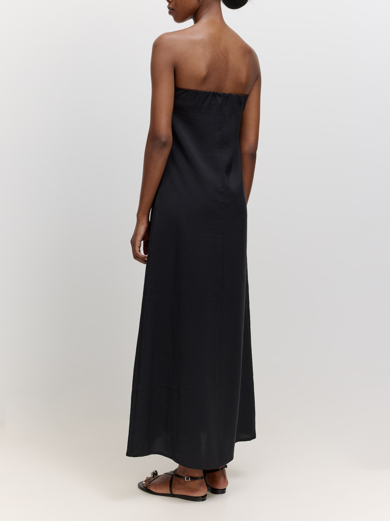 EDITED Producten Jurk 'Raelyn' Zwart