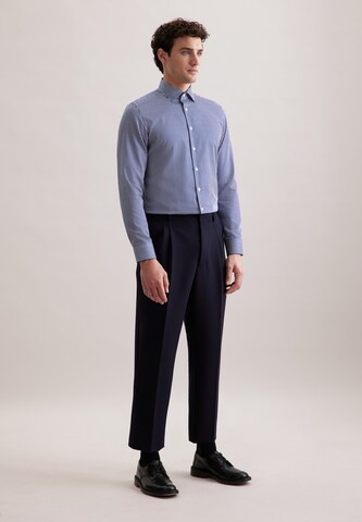 Coupe slim Chemise business 'Schwarze Rose' SEIDENSTICKER en bleu