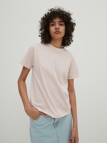 EDITED T-shirt 'Laney' i rosa: framsida