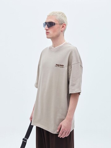 Maglietta 'Providence' di VAMOS CLO in beige