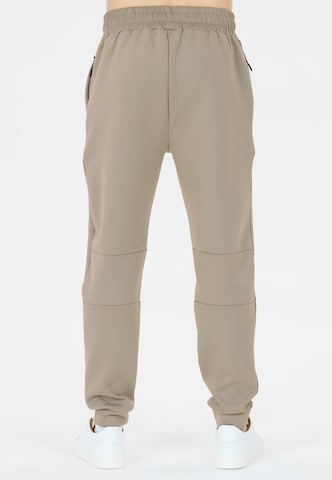 Virtus Tapered Sports trousers 'Taro' in Green