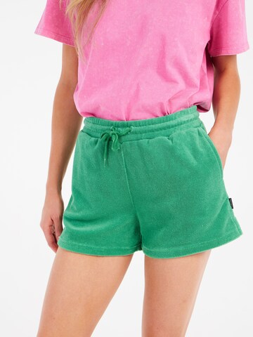 PROTEST Regular Hose 'PRTTribe'‌‌‌‌‌‌‌ in Grün