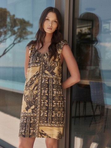 Robe Next en noir : devant