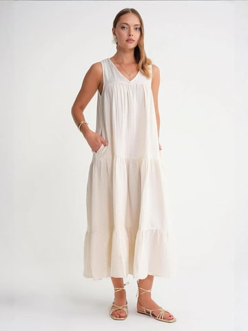 MixRay Jurk in Beige: voorkant