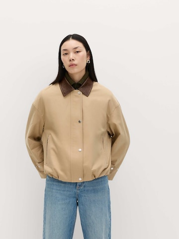 Marks & Spencer Tussenjas in Bruin: voorkant