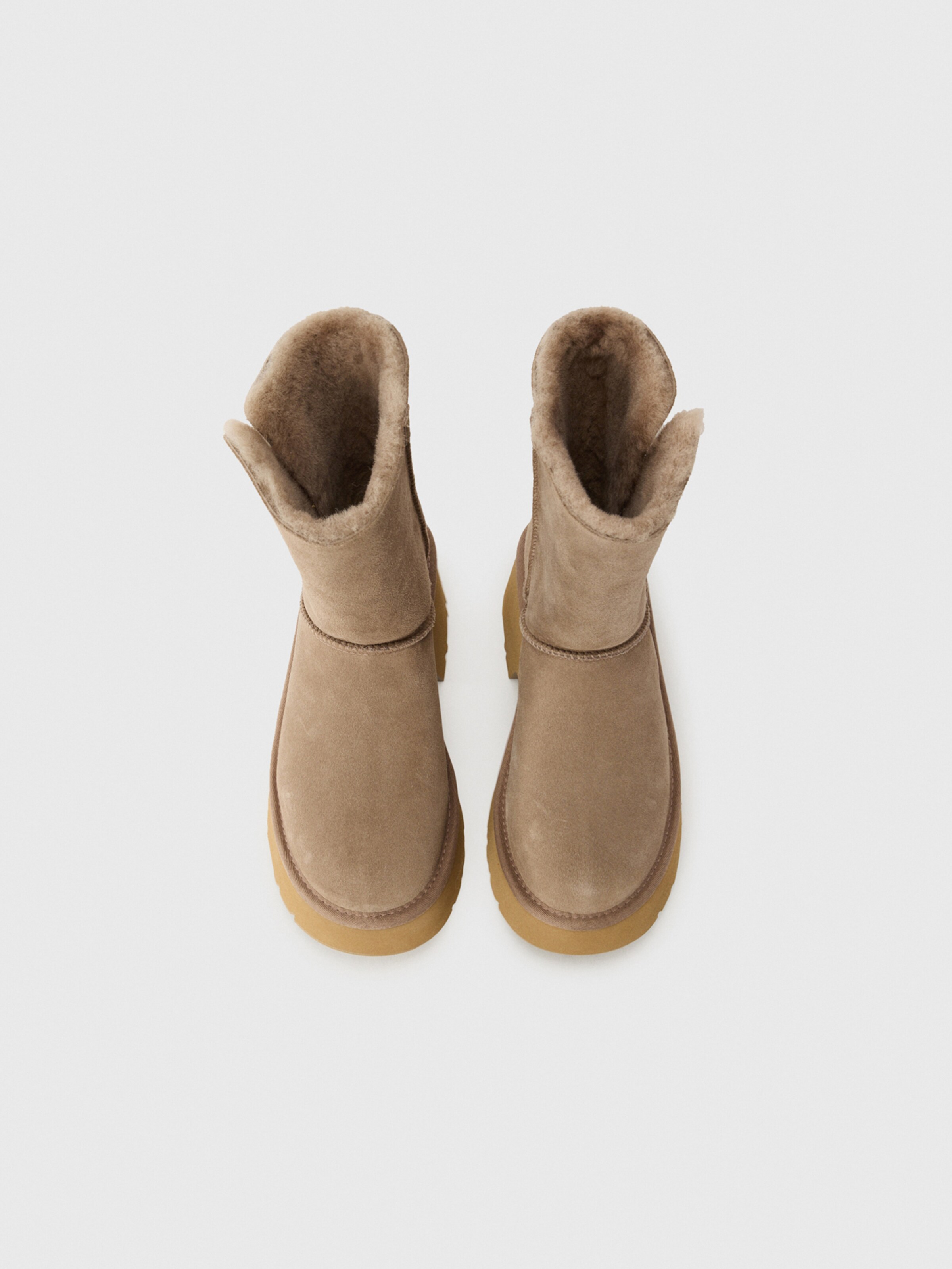 Încălțăminte UGG, accesorii și multe altele online la ABOUT YOU