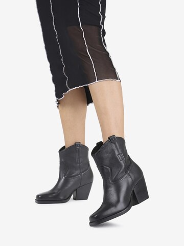 BRONX Ankle Boots ' Fu-Zzy ' in Black: front