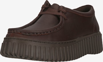 CLARKS Schnürschuh 'Torhill Bee' in Braun: Vorderseite