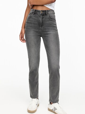 Regular Jean Pull&Bear en gris : devant