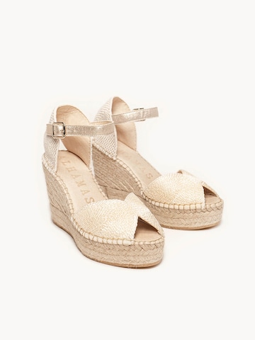 Sandalo con cinturino 'Alpargata Cuña 10 cm' di Alhamas in beige