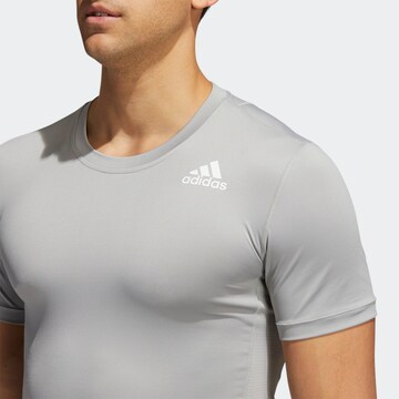 Tricou funcțional de la ADIDAS SPORTSWEAR pe gri