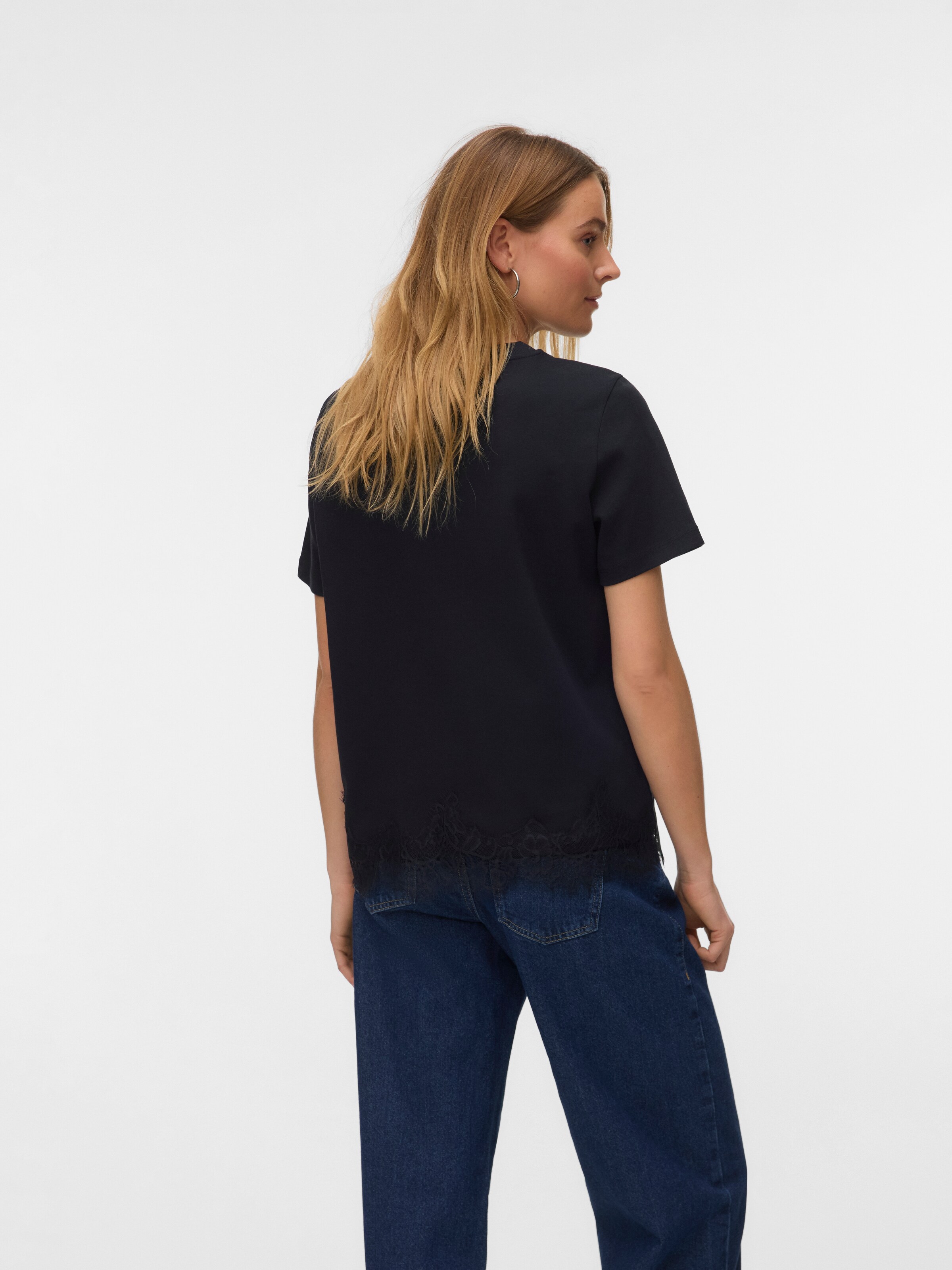 VERO MODA Μπλουζάκι 'VMSARA' σε μαύρο