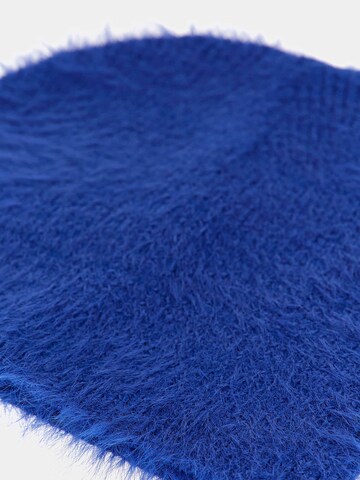 GUESS Beanie in Blue