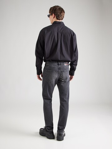 DIESEL Slimfit Kavbojke '2019 D-STRUKT' | črna barva