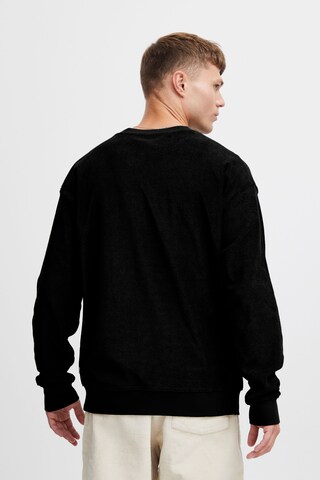 !Solid Pullover in Schwarz