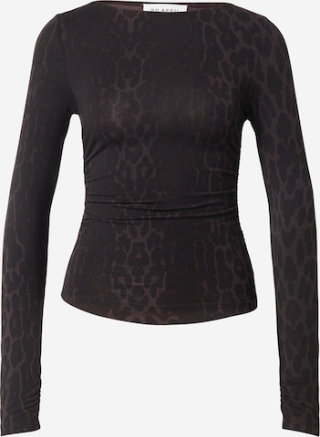 T-shirt 'Maeve' OH APRIL en marron : devant