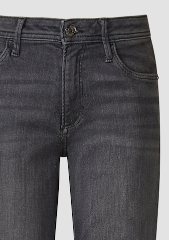 s.Oliver Bootcut Jeans in Grau