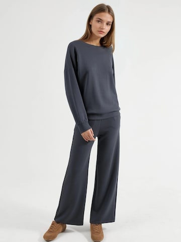 Tuta da jogging di Hiccup in grigio: frontale