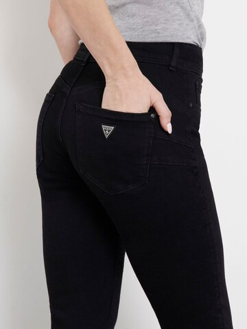 GUESS Skinny Jeans in Schwarz