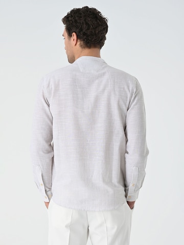 Coupe regular Chemise Antioch en beige