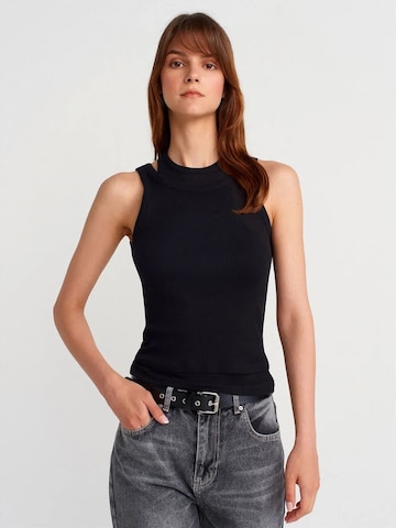 Dilvin Tanktops & Camis in Schwarz: Vorderseite
