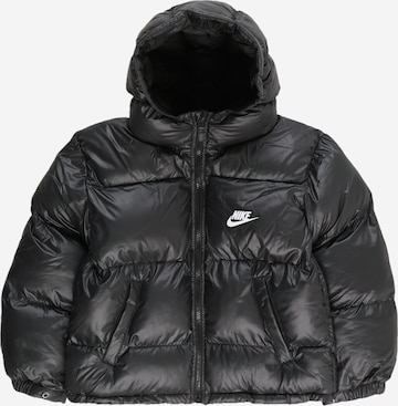 Nike Sportswear Зимно яке в черно: отпред