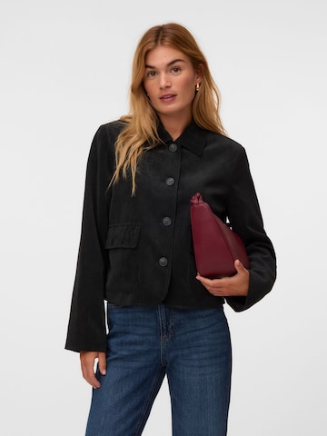 Veste mi-saison 'VMBabyrainiekelly' VERO MODA en noir : devant
