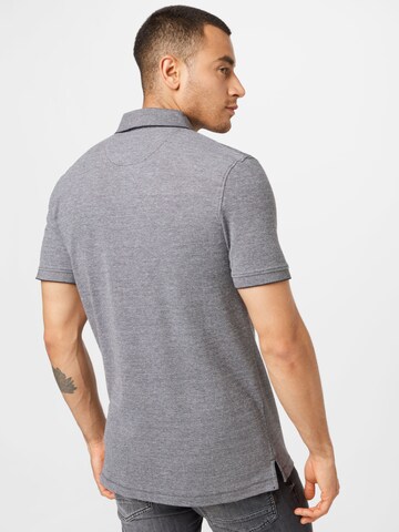 Tricou de la WRANGLER pe negru