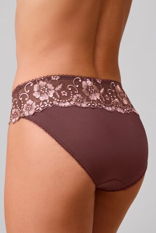 LASCANA Slip in Braun