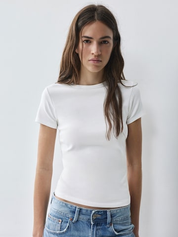 Pull&Bear Тениска в бяло: отпред