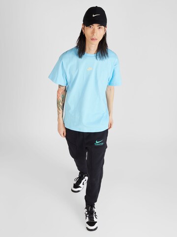 Nike Sportswear Tapered Cargobyxa i svart