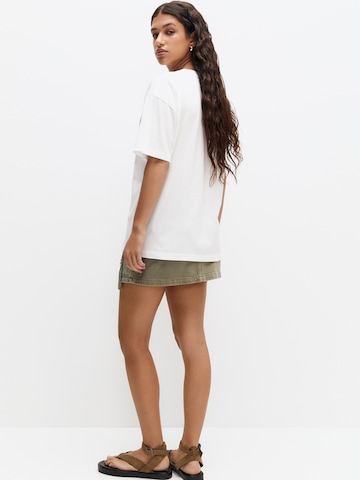 Pull&Bear T-shirt i vit