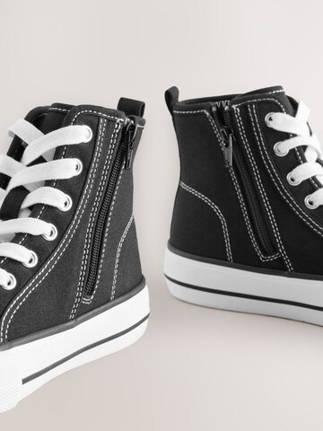 Next Sneakers i svart
