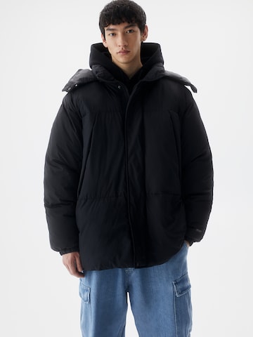 Pull&Bear Zimná bunda - Čierna: predná strana