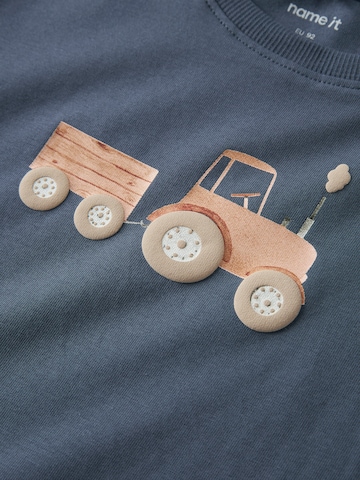 Tricou 'NMMFOTROELS' de la NAME IT pe albastru