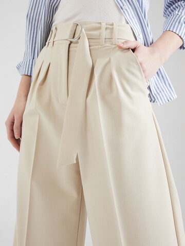 Wide Leg Pantalon à pince 'EVERLY' FRENCH CONNECTION en beige