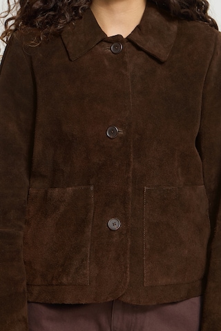 ICHI Übergangsjacke in Braun