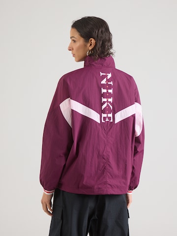 Nike Sportswear Tussenjas in Rood