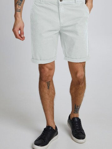 !Solid Regular Chino 'Rockcliffe' in Wit: voorkant