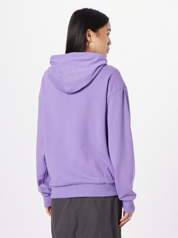 Monki Sweatshirt in Lila