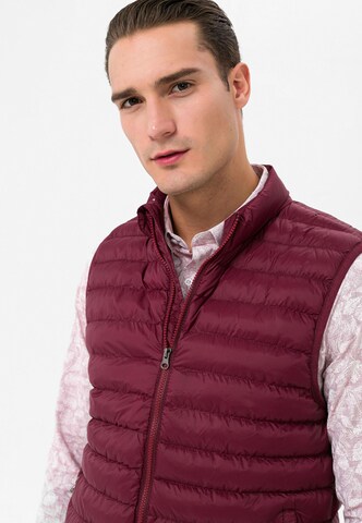 Gilet di Jimmy Sanders in rosso