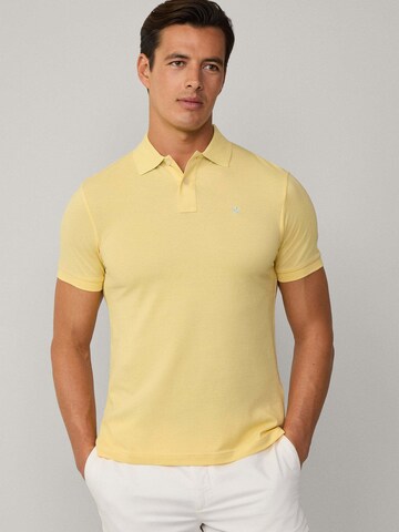 T-Shirt Hackett London en jaune : devant