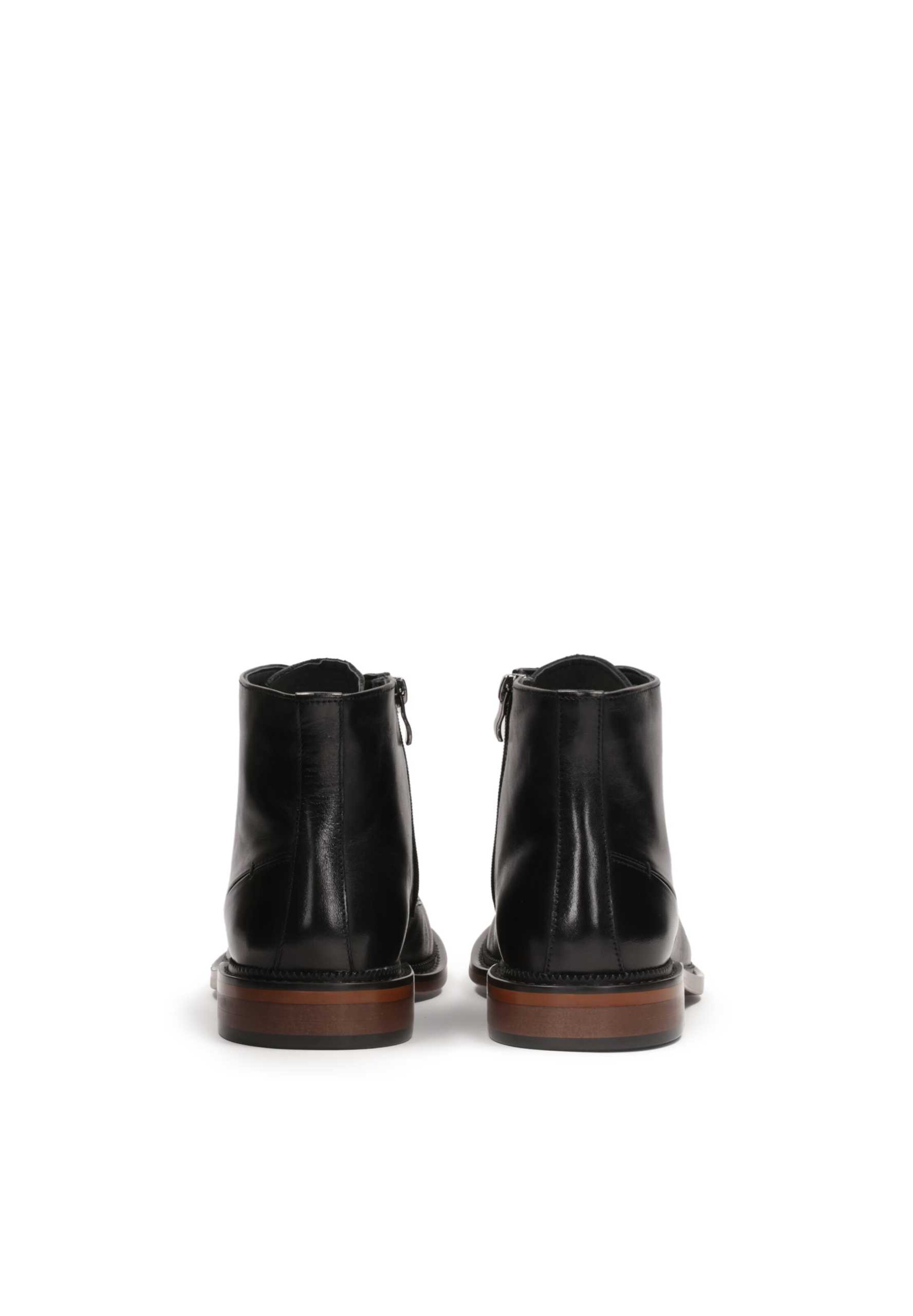 Kazar Boots in Black