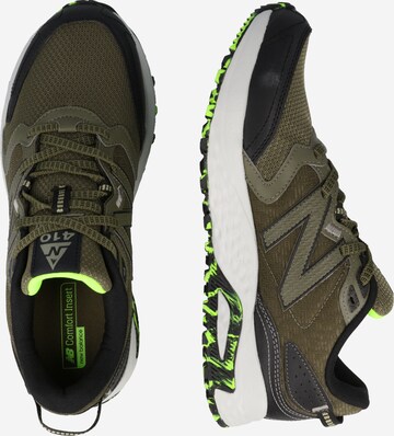 Chaussure de course new balance en vert