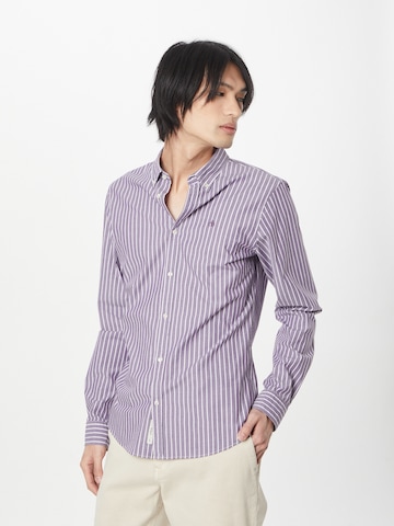 purpurinė SCOTCH & SODA Standartinis modelis Marškiniai 'Essential': priekis