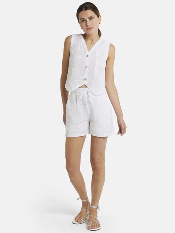 Nicowa Vest 'ALONO' in White