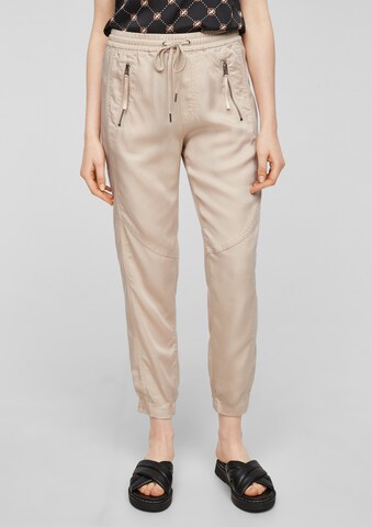 Effilé Pantalon s.Oliver en beige : devant