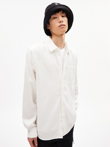 ARMEDANGELS Regular fit Button Up Shirt ' Skjorta' in White: front
